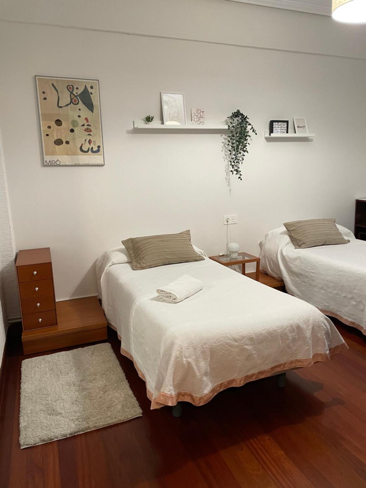Carmen 7 Apartment เอบาร์ ภายนอก รูปภาพ