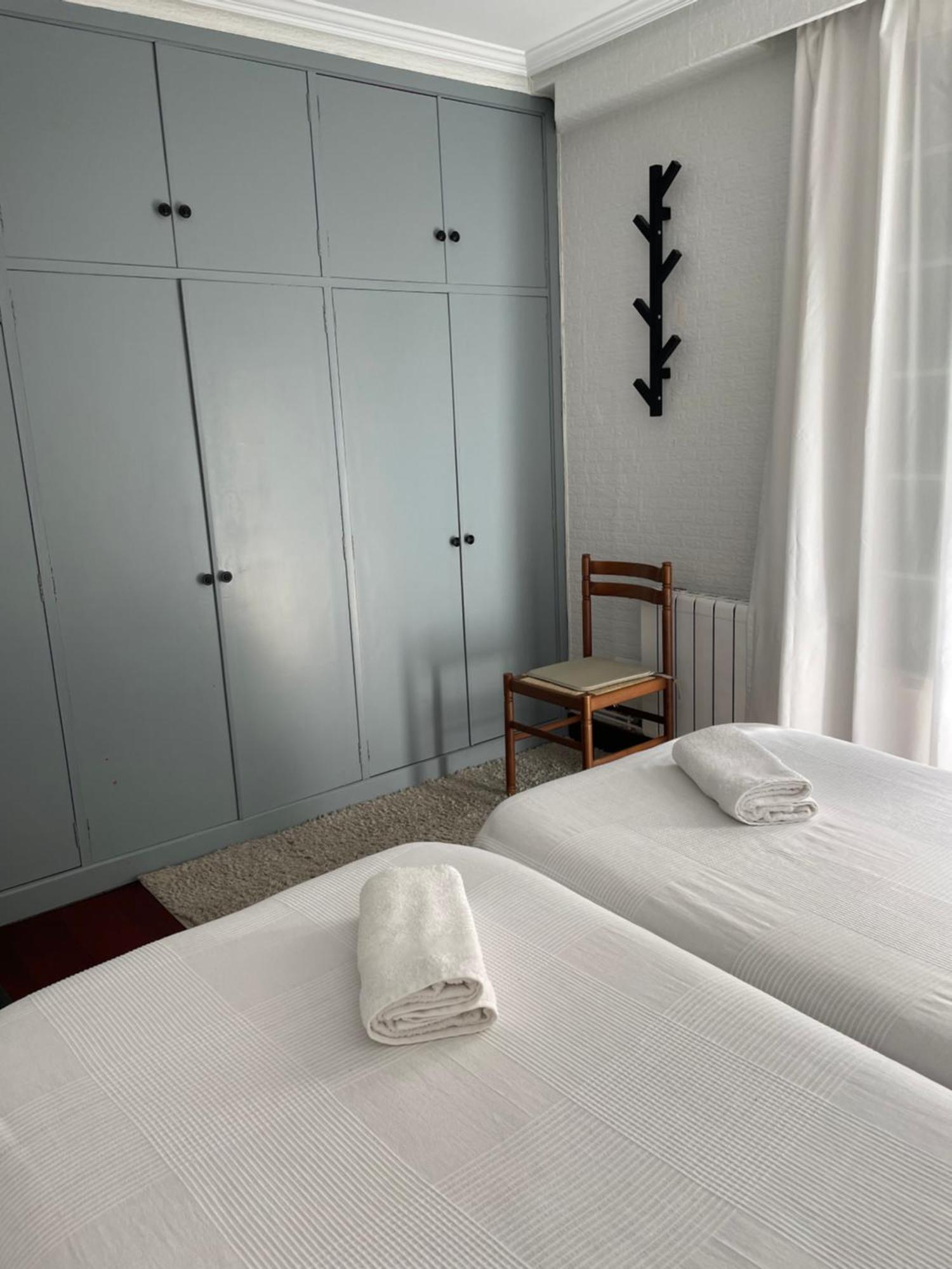 Carmen 7 Apartment เอบาร์ ภายนอก รูปภาพ